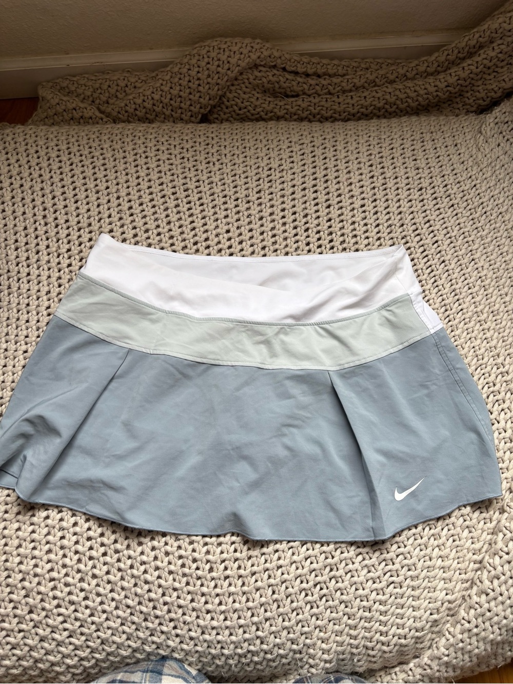 Nike Women's Light Blue and White Athletic Skort